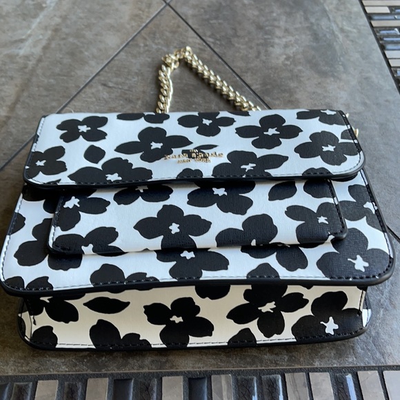 Kate Spade remi graphic blooms flap chain crossbody - Picture 2 of 16